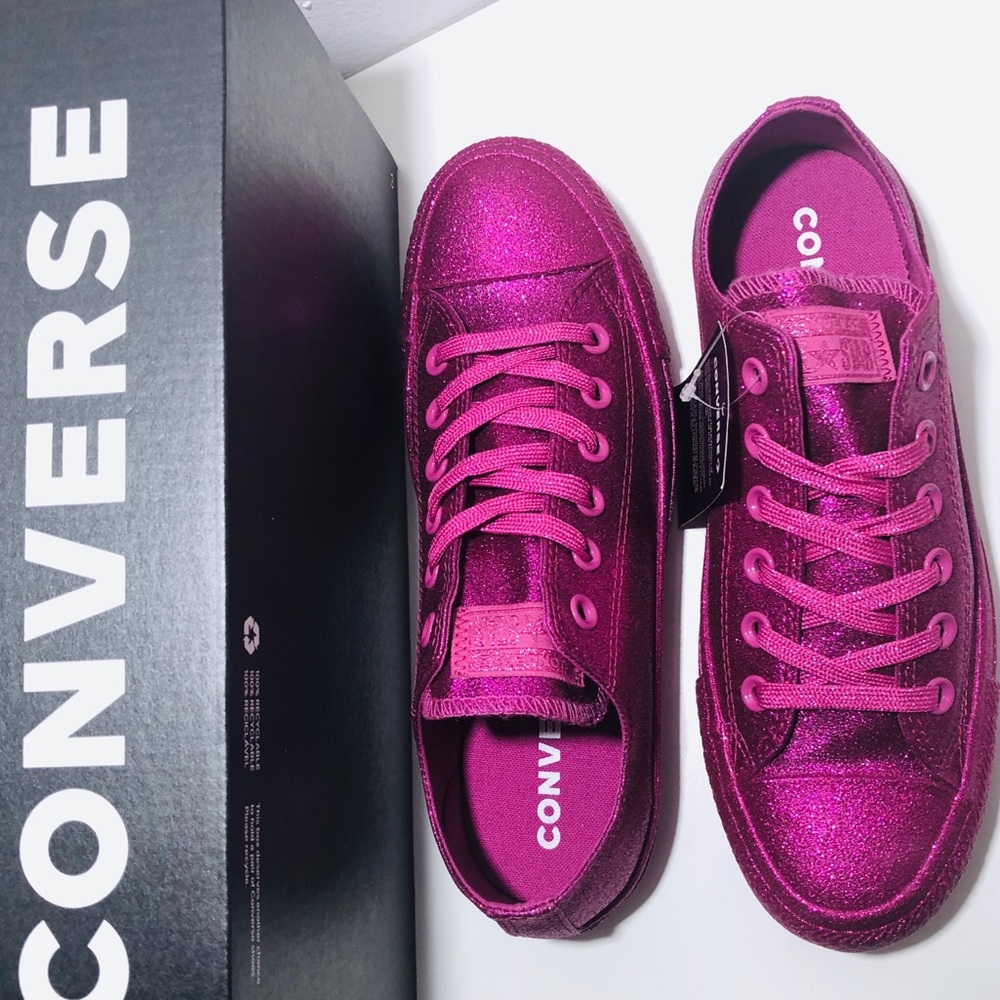 Converse Ctas Low Top Fuchsia Red Glitter NWT - Picture 4 of 8